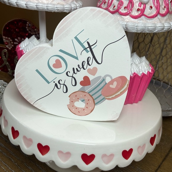 NEW! Vintage Inspired Donuts & Coffee Love Is Sweet Heart Valentine’s Day Sign - Picture 1 of 3